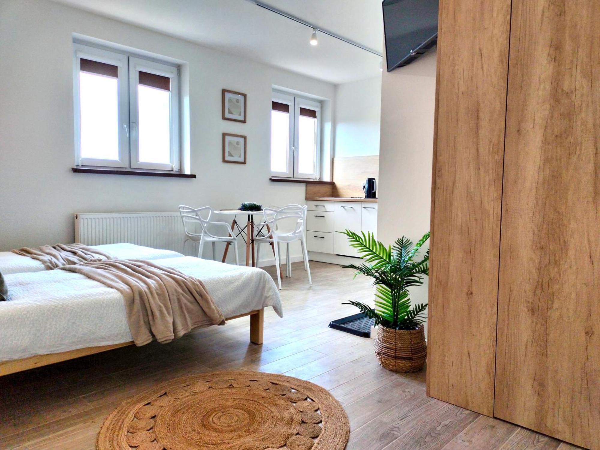 Agroturystyka Jodlowa - Rodzinne Apartamenty W Centrum Gor Swietokrzyskich - Sala Zabaw, Zwierzeta, Bilard Krajno-Zagorze Exterior foto